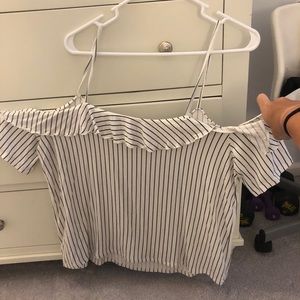 American Eagle Cold Shoulder Shirt